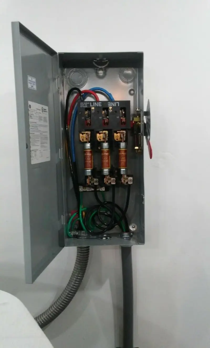 Three-phase disconnect switch installed for Electrical Wiring & Rewiring in Landen